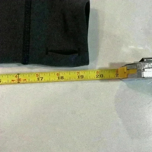 North Face Womens Sweatshirt Gray SP Pullover Hoodie Pockets Thumbholes Sporty - Picture 9 of 10